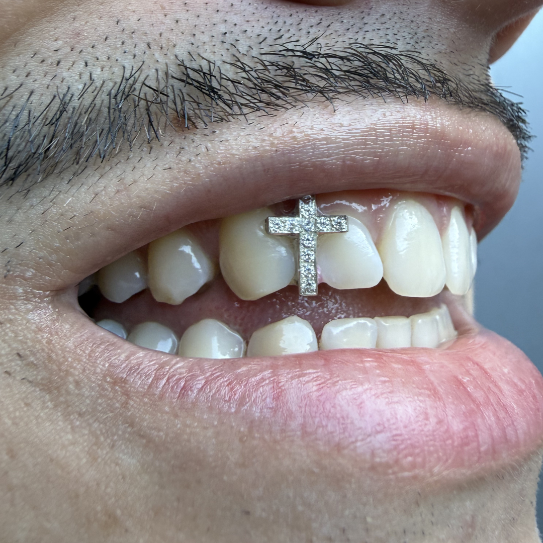 GRILLZ CROIX SERTI