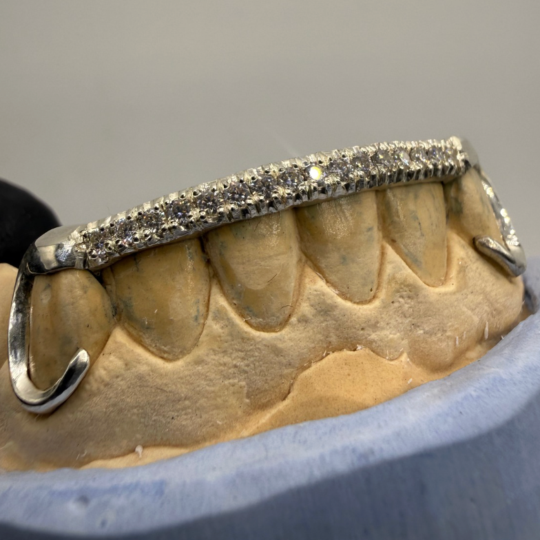 GRILLZ 6 LINE SERTI