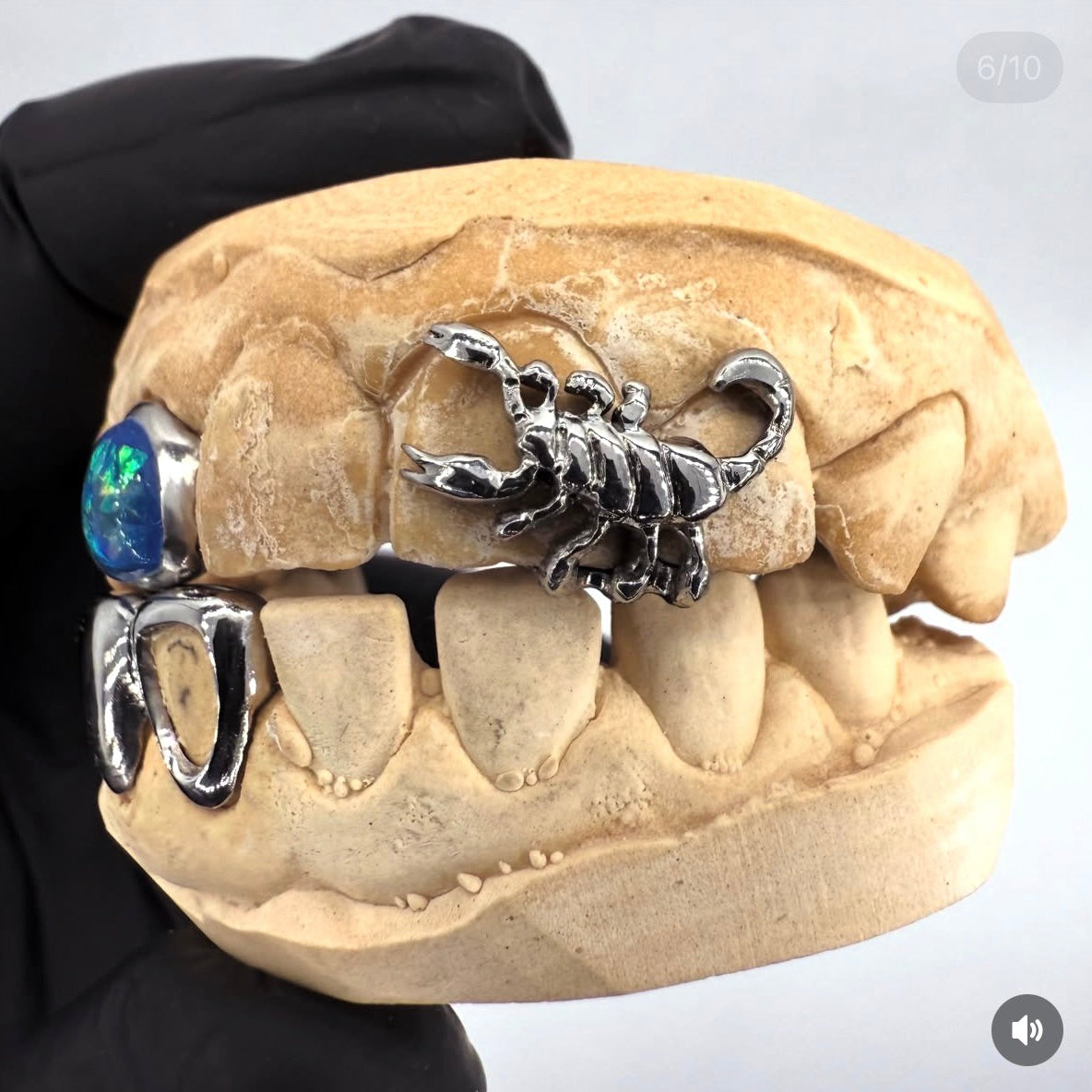 GRILLZ SCORPION