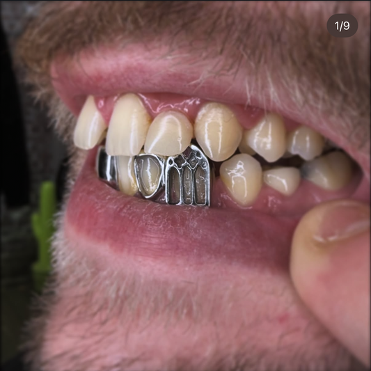 GRILLZ CATHEDRALE + GRILLZ VAMPIRE
