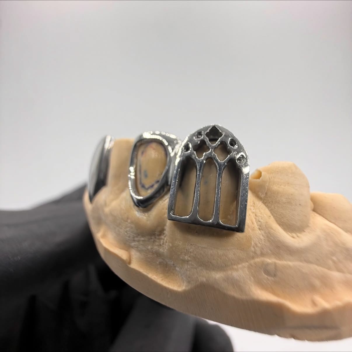 GRILLZ CATHEDRALE + GRILLZ VAMPIRE