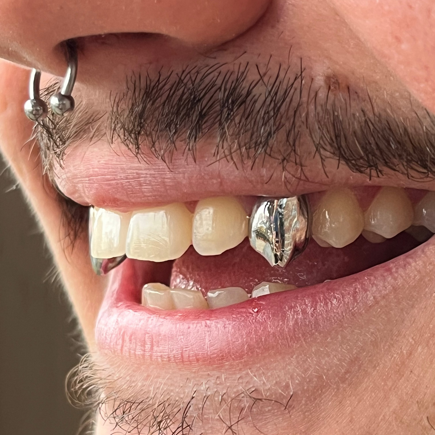 VAMPIRE GRILLZ
